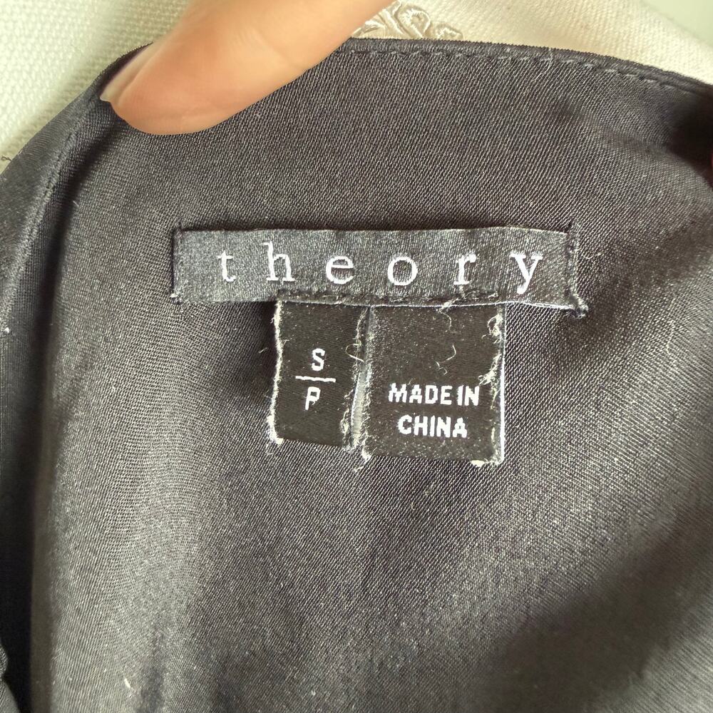 Theory 100% Silk Black Blouse Top Classic Quiet Luxury Workwear Size Small - Picture 4 of 8